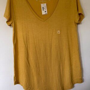NEW  Seriously Soft Tee Shirt from Aero Size Small Yellow